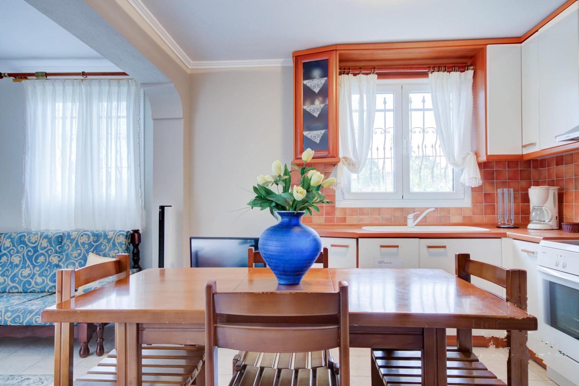 Private 6-Bdrm Villa With Garden 150M To Beach Paradisos Luaran gambar